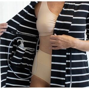 Gownies Mastectomy Robe – Navy & White Stripe – Excellent Condition